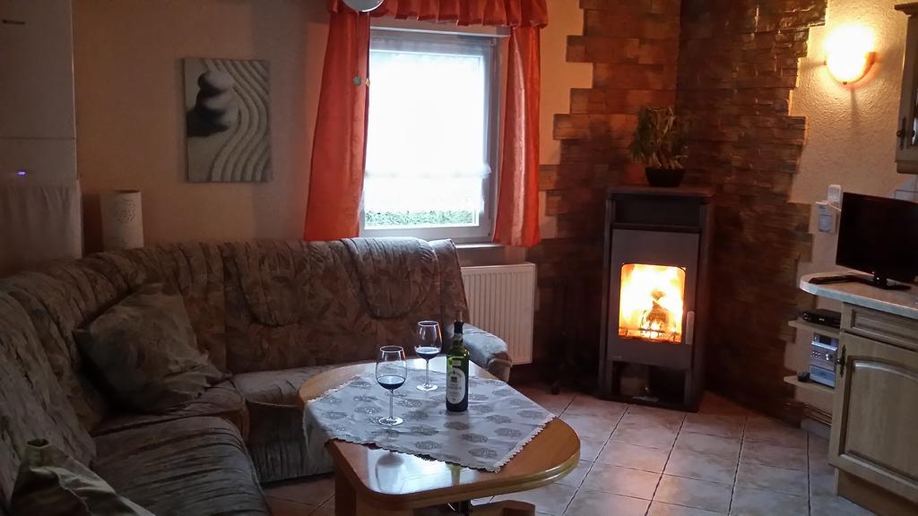 Spreewaldhaeuser Golinski Mit Kamin Am Neuendorfer See Alt Schadow Exterior photo